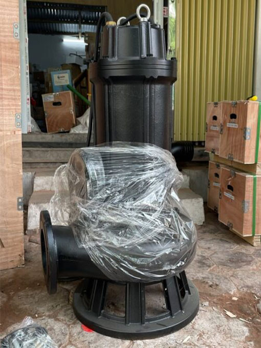 Bơm chìm nước thải Veratti cắt rác 150WC300-25-30